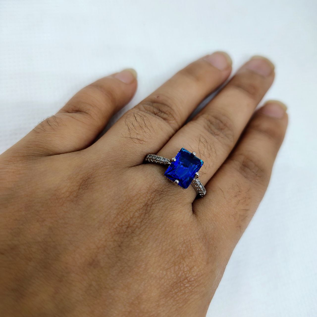 products-details